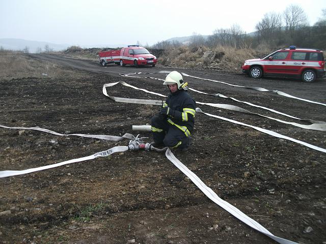 foto 011.jpg - Vycvik s pnotvornmi proudnicemi na skldce v Beroun